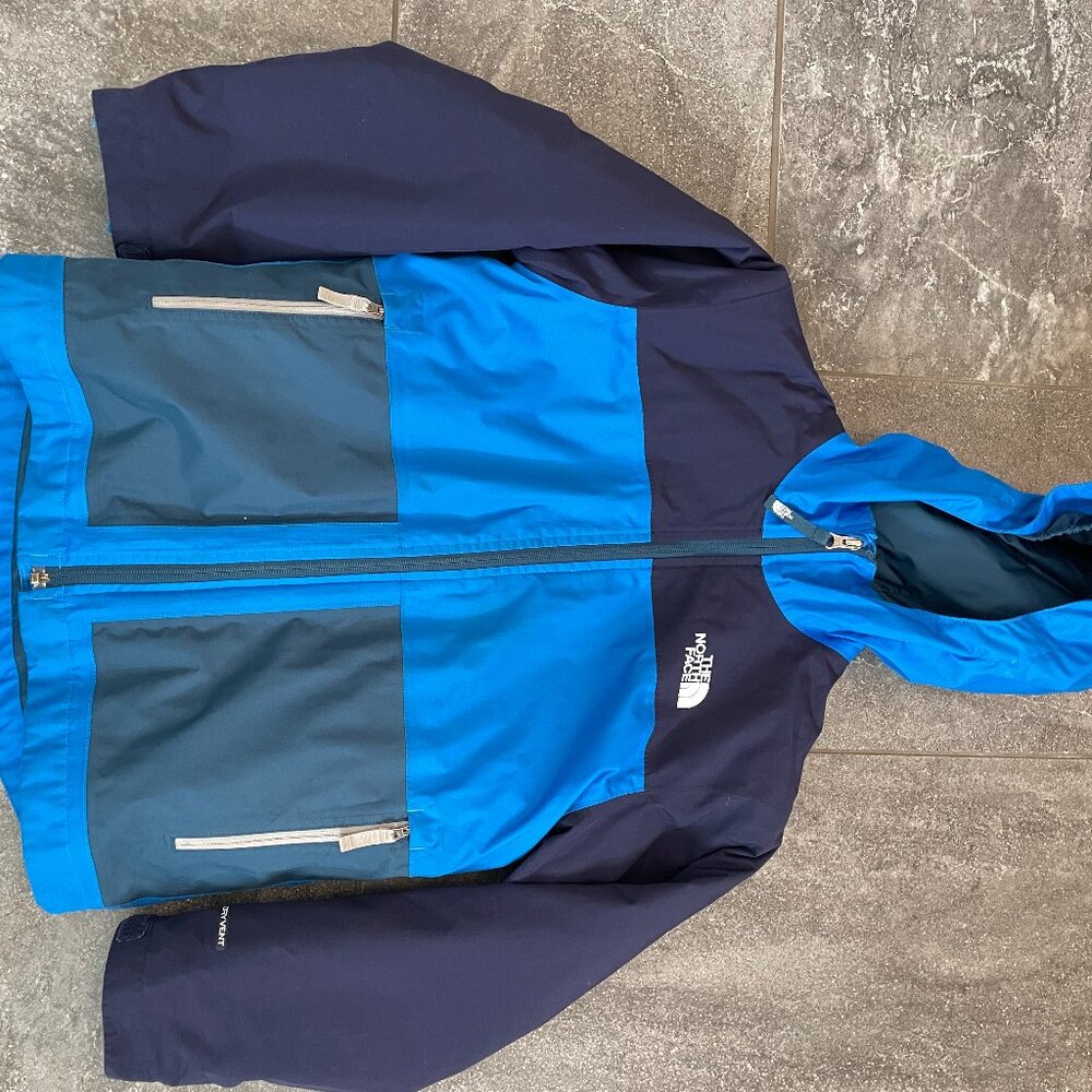 Boys North Face TriClimate Coat Size M